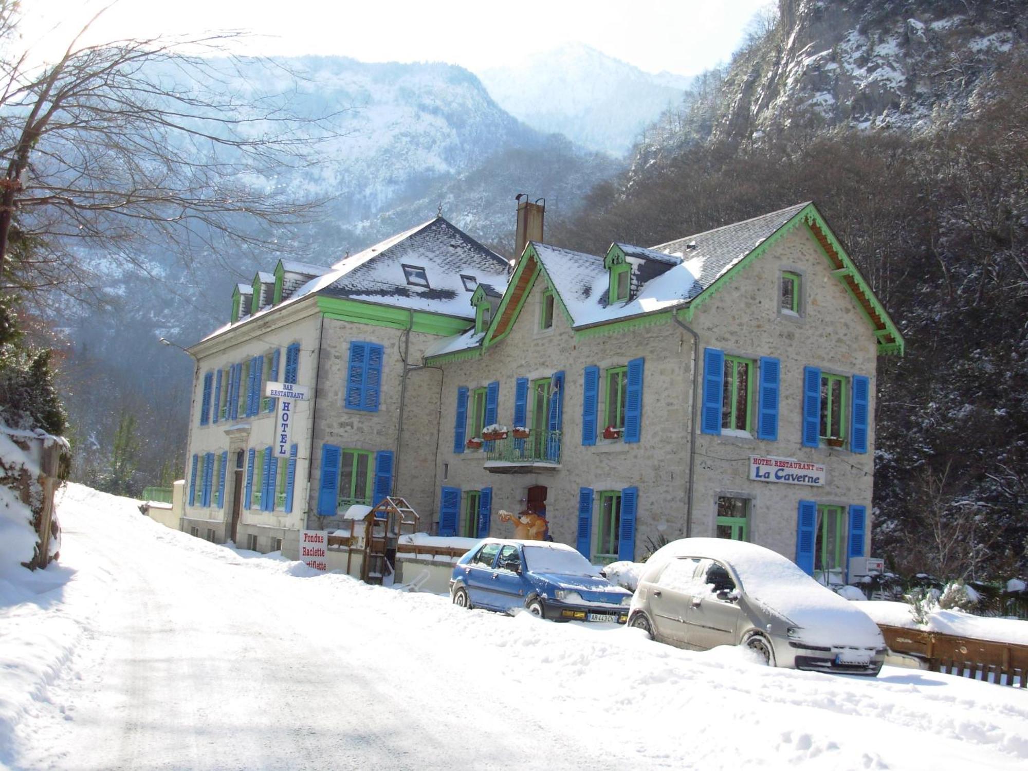 Auberge La Caverne Laruns Exterior photo